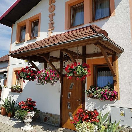 Hotel Zaulek Olszyna  Εξωτερικό φωτογραφία